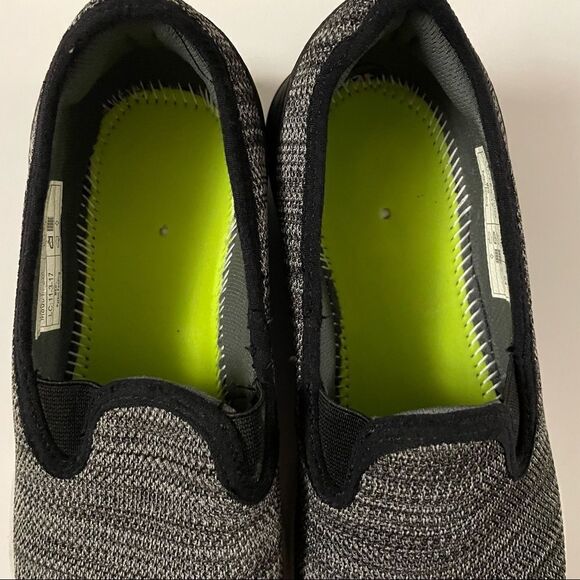 Vionic Slip ons ~ Greyish/Black color ~ size 7 ~removable insoles - Picture 7 of 11